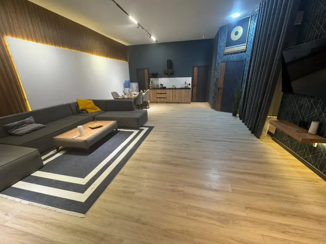 Aqua Cottage 2