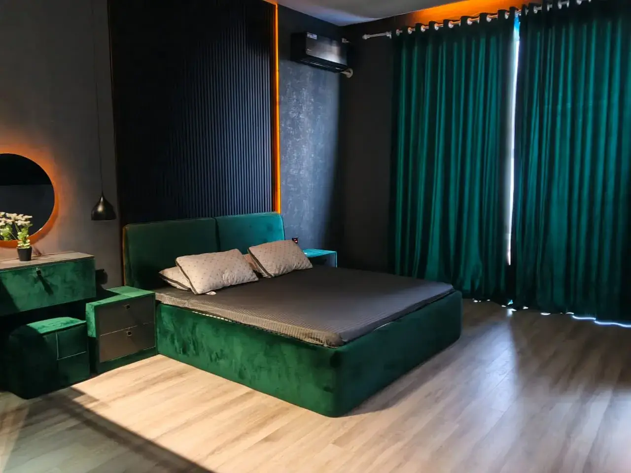 Aqua Cottage 1